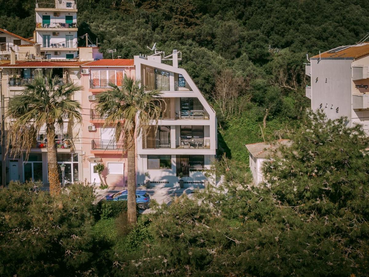 Point Ephemere Beachfront Apartments مدينة زاكينثوس المظهر الخارجي الصورة