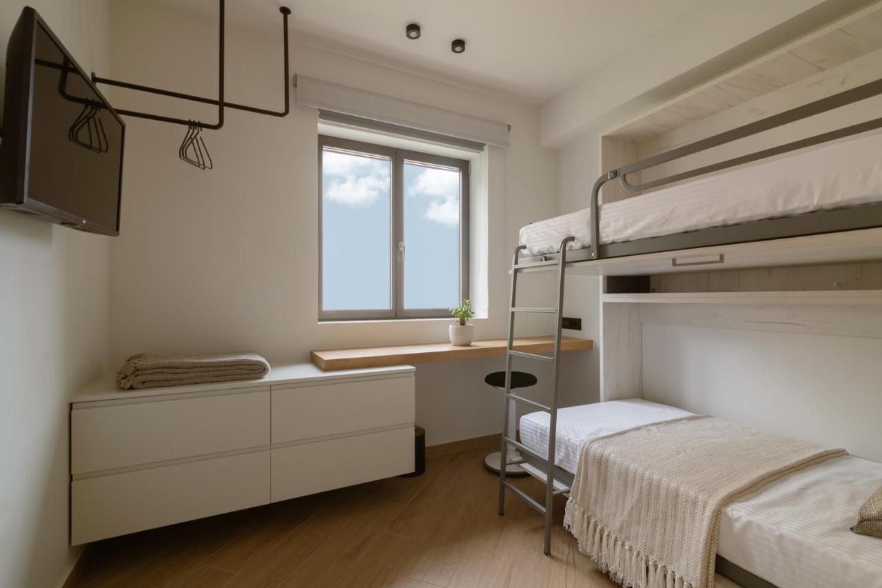 Point Ephemere Beachfront Apartments مدينة زاكينثوس المظهر الخارجي الصورة