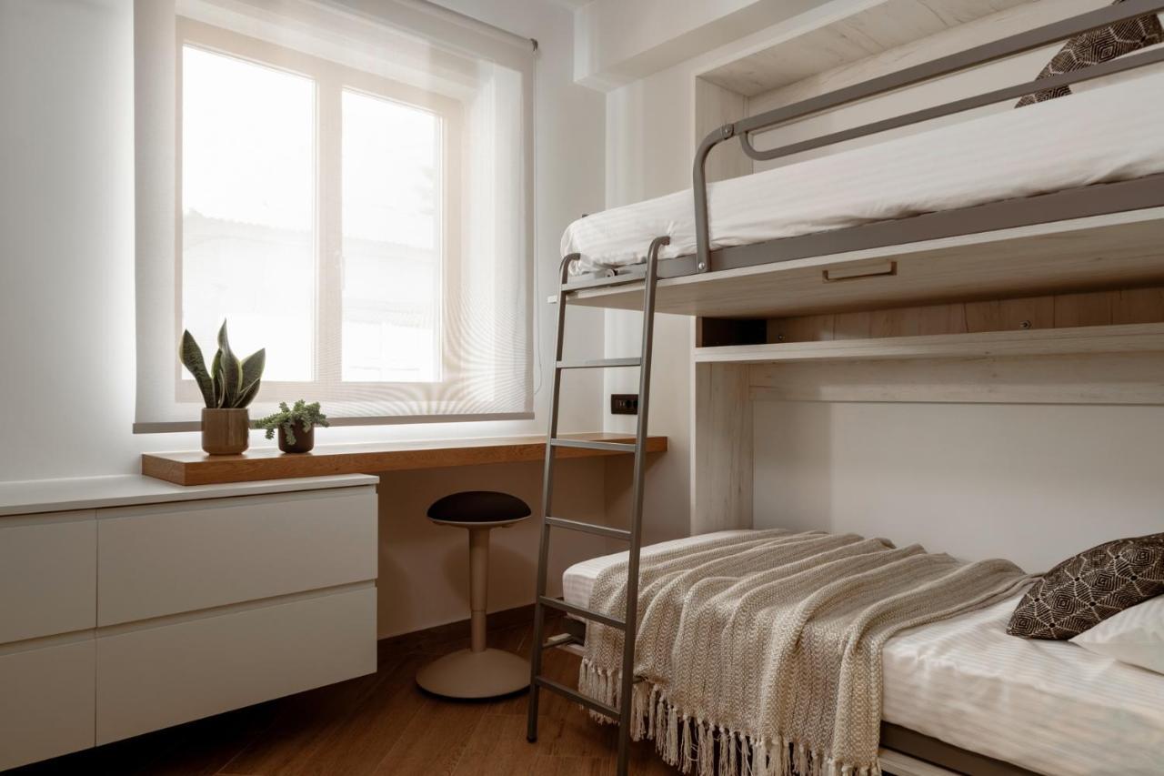 Point Ephemere Beachfront Apartments مدينة زاكينثوس المظهر الخارجي الصورة